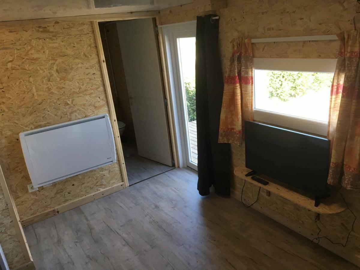 Вилла Chevrerie Des Oliviers Saint-Georges-sur-Allier Экстерьер фото